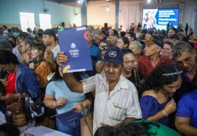 820 famílias recebem títulos de regularização fundiária no Nova Itamarati