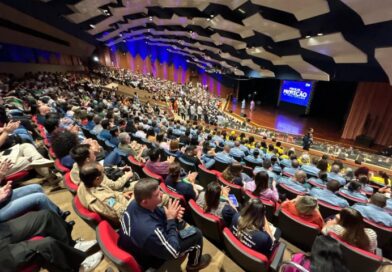 MS recebe ex-ministra e executiva da Magalu em painel sobre protagonismo feminino