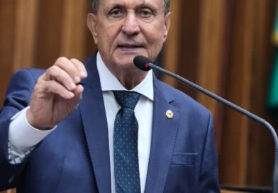 Deputado Zé Teixeira defende segurança viária e apoio a entidade social