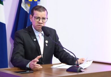 Pedro Pepa propõe instalação de totens de segurança em Dourados