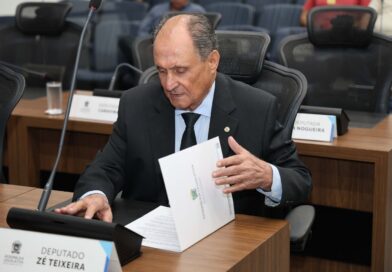 Assembleia aprova projetos do deputado Zé Teixeira que ampliam inclusão social