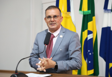 Vereador Inspetor Cabral cobra informações sobre estrutura da sala de medicação da UPA