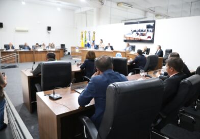 Câmara de Dourados realiza duas sessões e aprova projetos em primeira e segunda votação