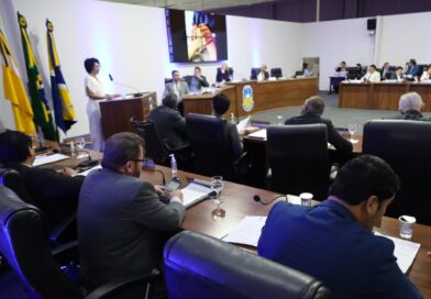 Setembro Amarelo: Câmara de Dourados entrega Prêmio Destaque em Saúde Mental