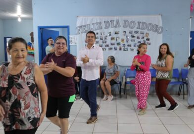 Prefeitura promove ação especial do Outubro Rosa e celebra o Dia da Pessoa Idosa