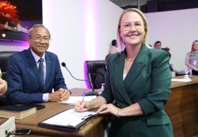 Liandra é reeleita e seguirá na presidência da Câmara de Dourados até 2028