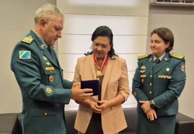 Desembargadora Sandra Artioli recebe Medalha do Mérito Policial Militar da PMMS